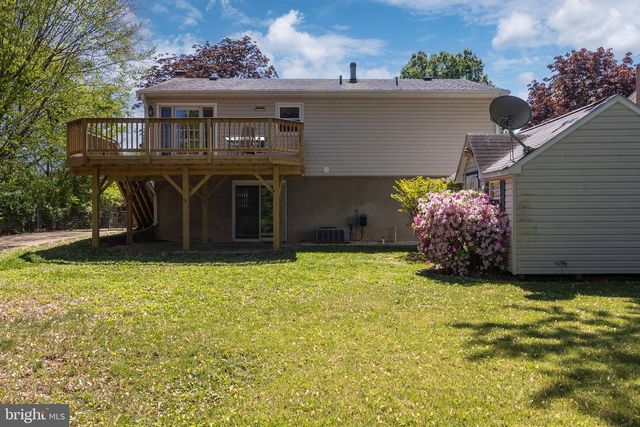 13737 LANGSTONE DR, Woodbridge, VA 22193