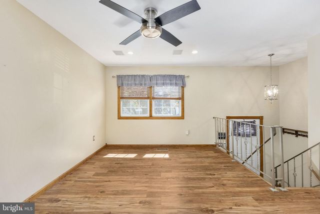 13737 LANGSTONE DR, Woodbridge, VA 22193