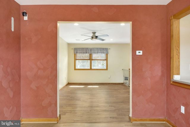 13737 LANGSTONE DR, Woodbridge, VA 22193