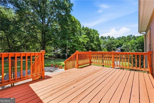 40 Thornwood Lane, Acworth, GA 30101
