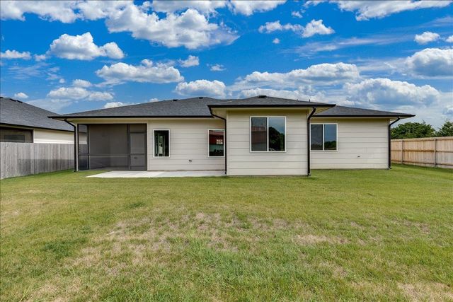 4422 N Sunny Ct, Wichita, KS 67205