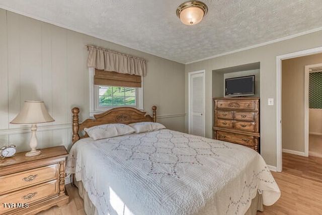 389 Jenkins Hollow Road, Elizabethton, TN 37643