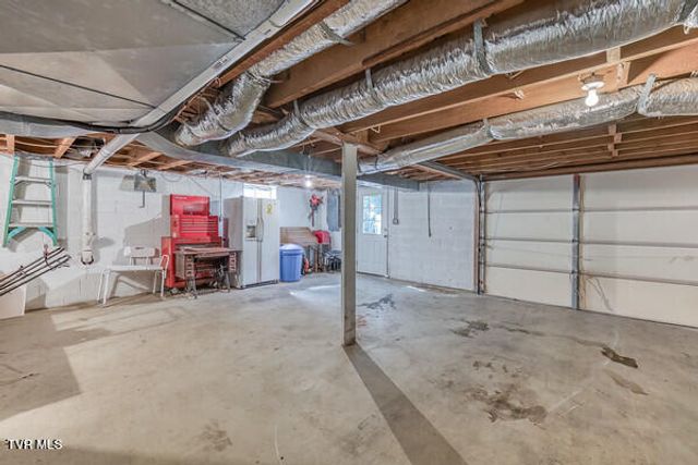 389 Jenkins Hollow Road, Elizabethton, TN 37643