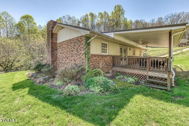 389 Jenkins Hollow Road, Elizabethton, TN 37643