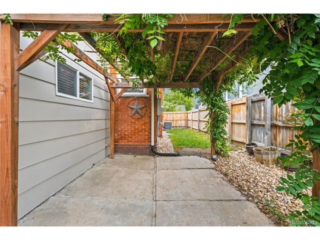 3309 W 26th Ave, Denver, CO 80211