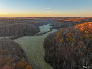 881.3 +/- Highway K, Jadwin, MO 65501