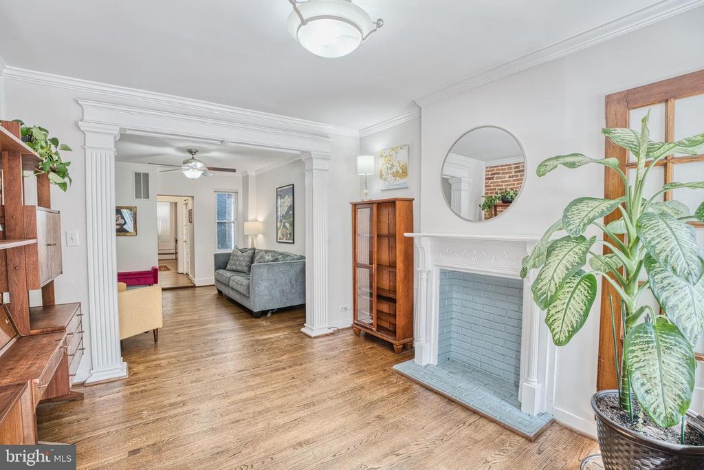 2214 BANK ST, Baltimore, MD 21231
