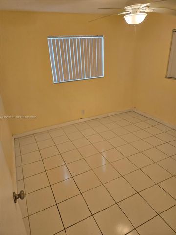 7340 NW 37th Street 1-4, Davie, FL 33024
