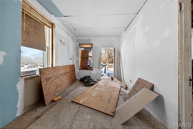 5615 Theodosia Avenue, St Louis, MO 63112