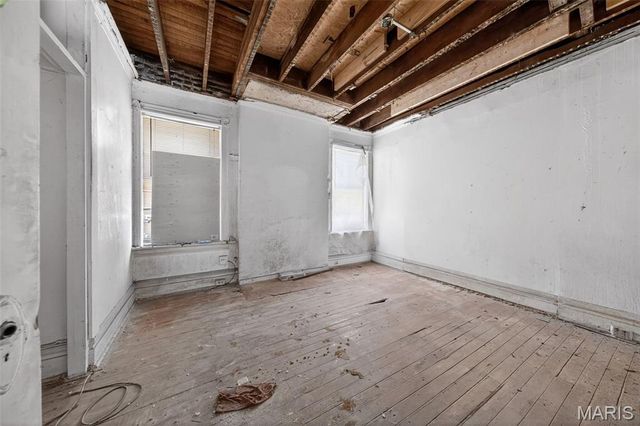 5615 Theodosia Avenue, St Louis, MO 63112