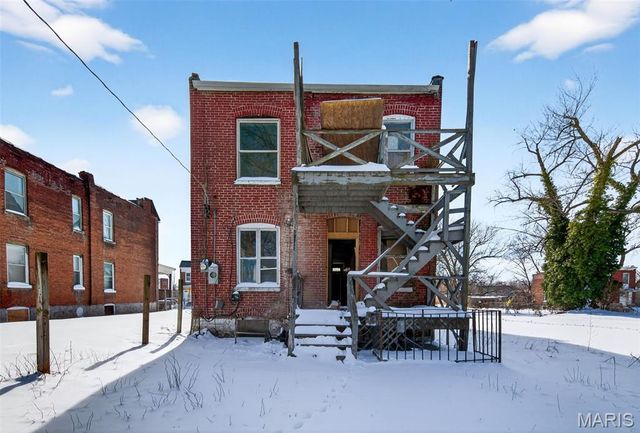 5615 Theodosia Avenue, St Louis, MO 63112