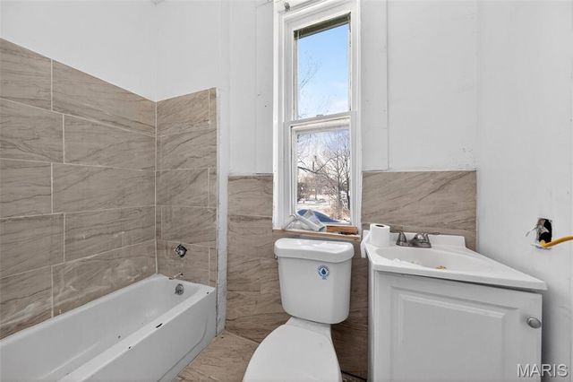 5615 Theodosia Avenue, St Louis, MO 63112