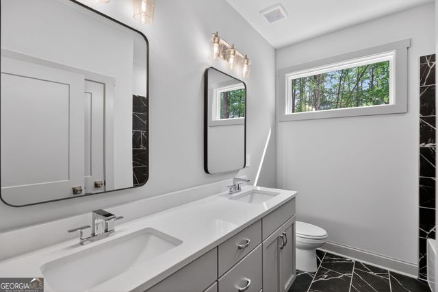 755 Crews Road, Carrollton, GA 30116