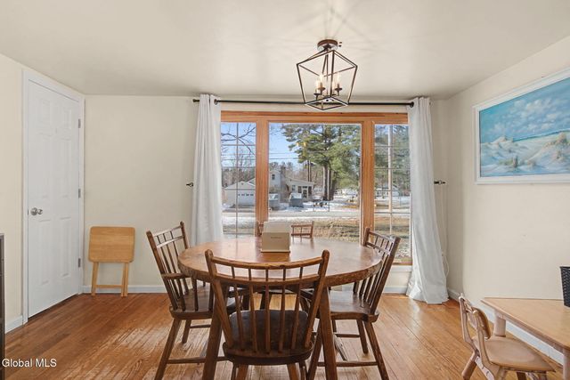 11 Cherry Lane, Guilderland, NY 12084