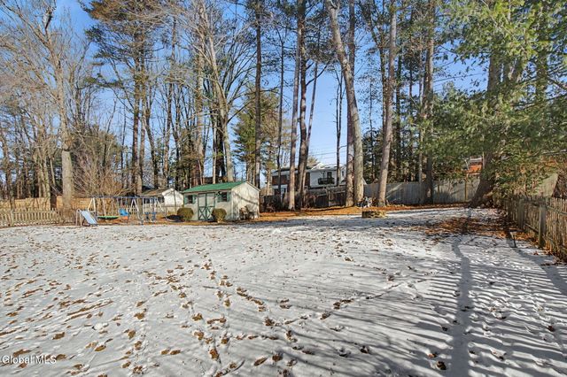 11 Cherry Lane, Guilderland, NY 12084