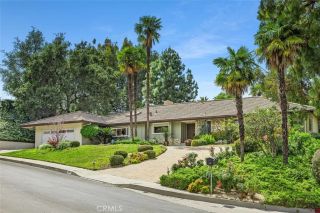 16903 Oak View Drive, Encino, CA 91436