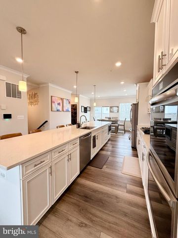 11470 SAINT LUKE DR, White Plains, MD 20695