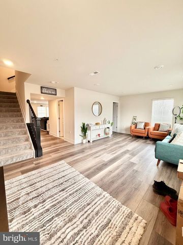 11470 SAINT LUKE DR, White Plains, MD 20695