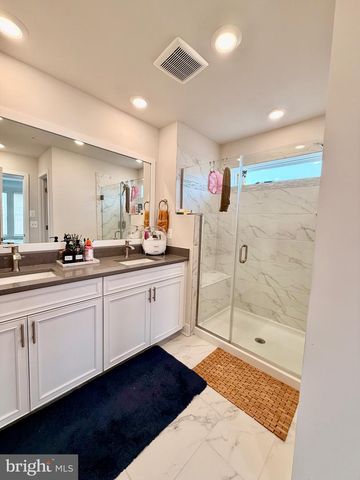 11470 SAINT LUKE DR, White Plains, MD 20695