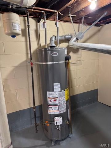 2820 Ashby Road, St Louis, MO 63114