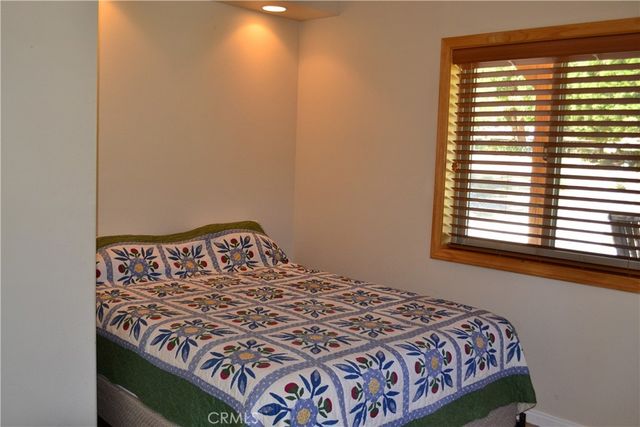 2405 Symonds, Pine Mountain Club, CA 93222