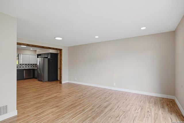 4010 MIDVALE DR, San Antonio, TX 78229