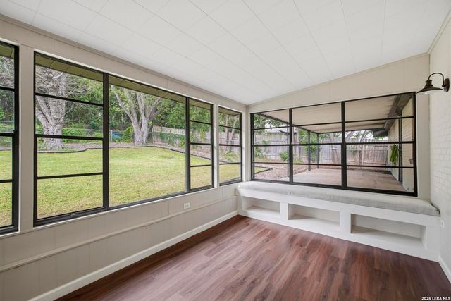 4010 MIDVALE DR, San Antonio, TX 78229