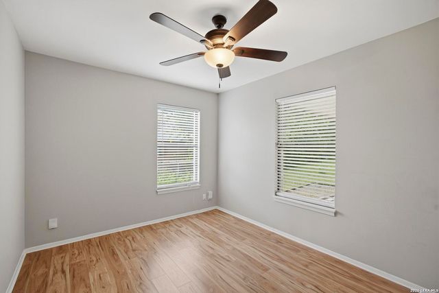4010 MIDVALE DR, San Antonio, TX 78229