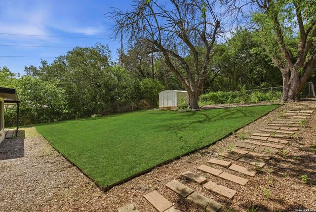 4010 MIDVALE DR, San Antonio, TX 78229