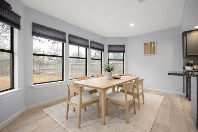 703 Oakridge DR, Round Rock, TX 78681