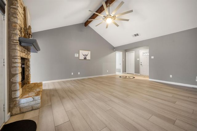 703 Oakridge DR, Round Rock, TX 78681