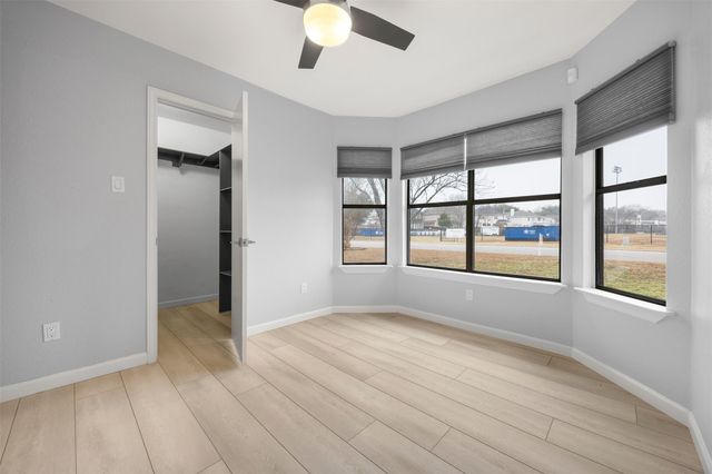 703 Oakridge DR, Round Rock, TX 78681