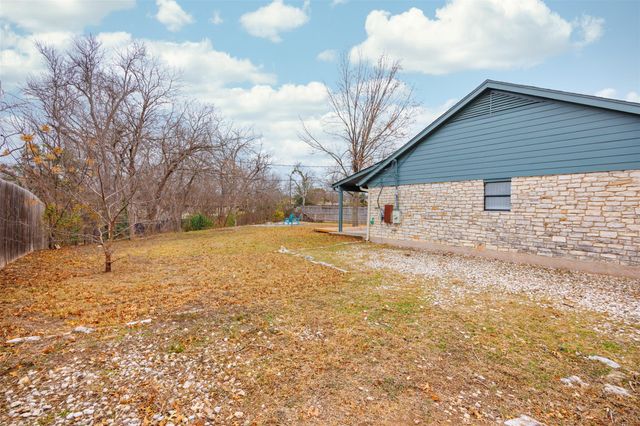 703 Oakridge DR, Round Rock, TX 78681