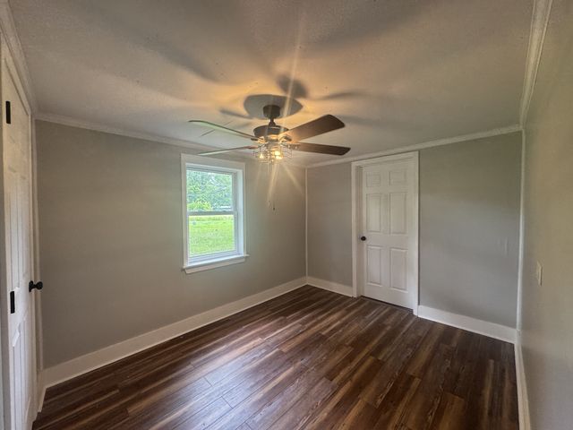 8605 Old State Route 1, New Johnsonville, TN 37134