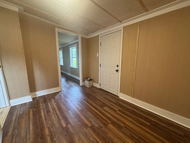 8605 Old State Route 1, New Johnsonville, TN 37134