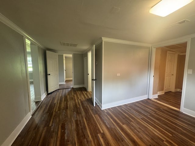 8605 Old State Route 1, New Johnsonville, TN 37134