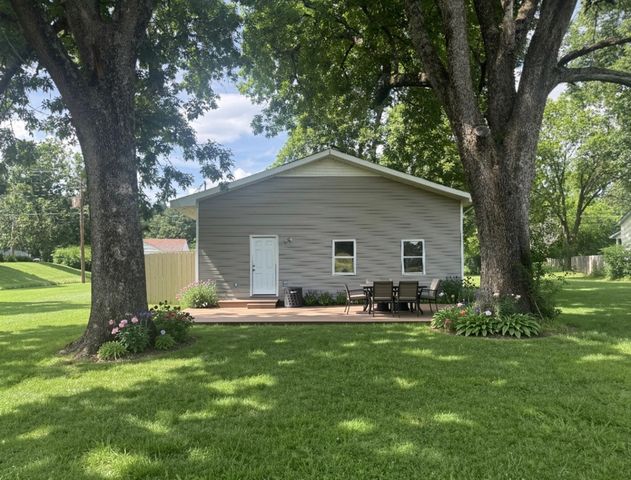 8605 Old State Route 1, New Johnsonville, TN 37134
