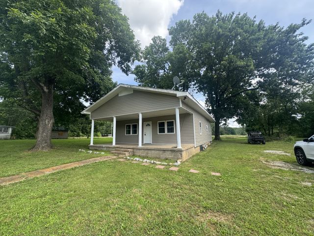 8605 Old State Route 1, New Johnsonville, TN 37134