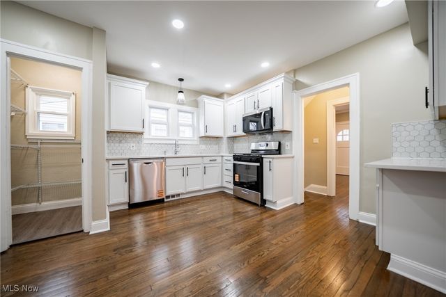 3816 Summit Park Avenue, Cleveland Heights, OH 44121