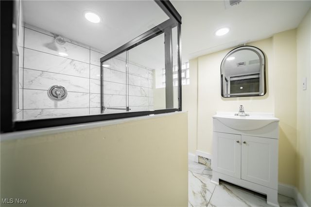 3816 Summit Park Avenue, Cleveland Heights, OH 44121