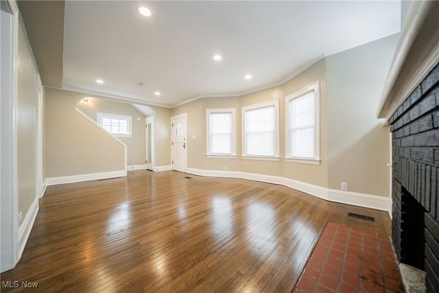 3816 Summit Park Avenue, Cleveland Heights, OH 44121