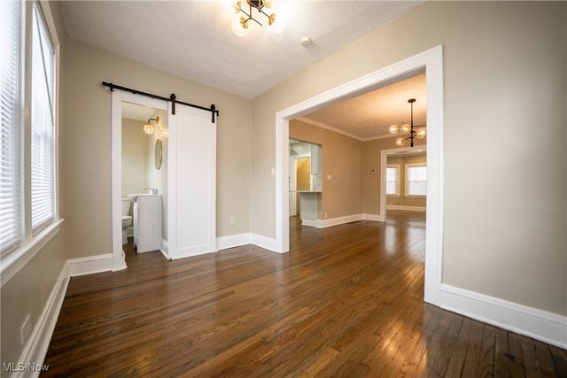 3816 Summit Park Avenue, Cleveland Heights, OH 44121