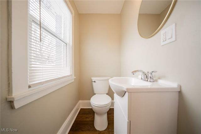 3816 Summit Park Avenue, Cleveland Heights, OH 44121