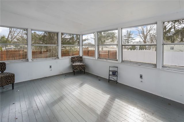 18 Sevilla Avenue, Warwick, RI 02889