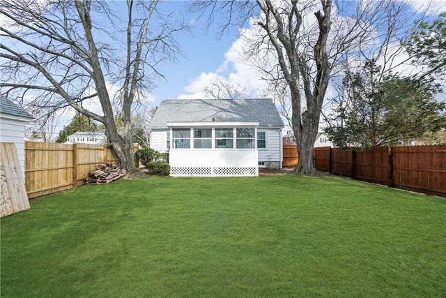 18 Sevilla Avenue, Warwick, RI 02889