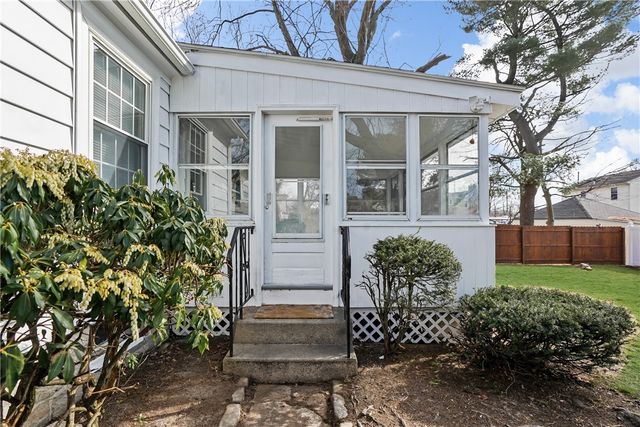 18 Sevilla Avenue, Warwick, RI 02889