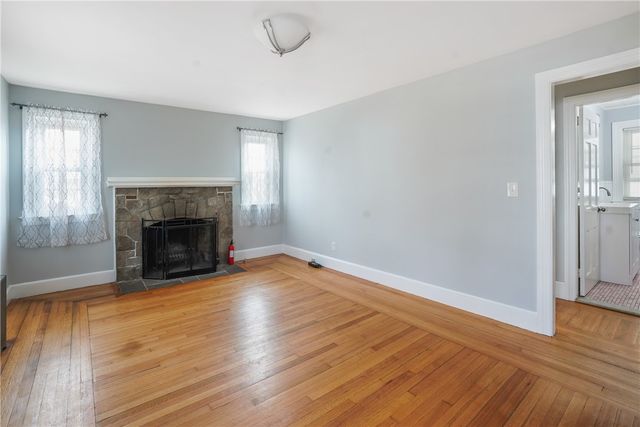 18 Sevilla Avenue, Warwick, RI 02889