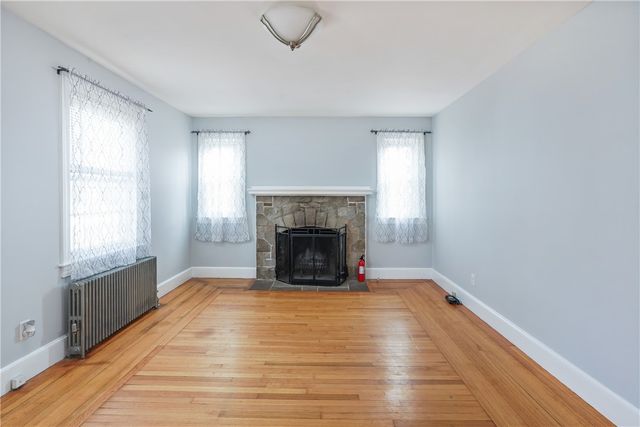 18 Sevilla Avenue, Warwick, RI 02889