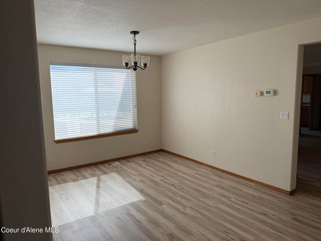 6344 N COLFAX ST, Dalton Gardens, ID 83815