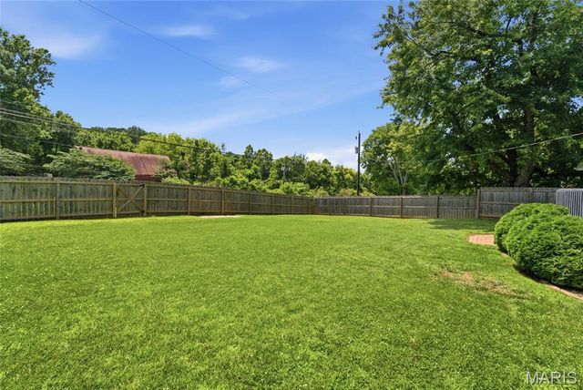 116 Appletree Lane, Glen Carbon, IL 62034